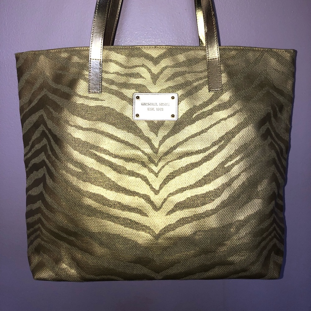 Michael Kors bag gold
